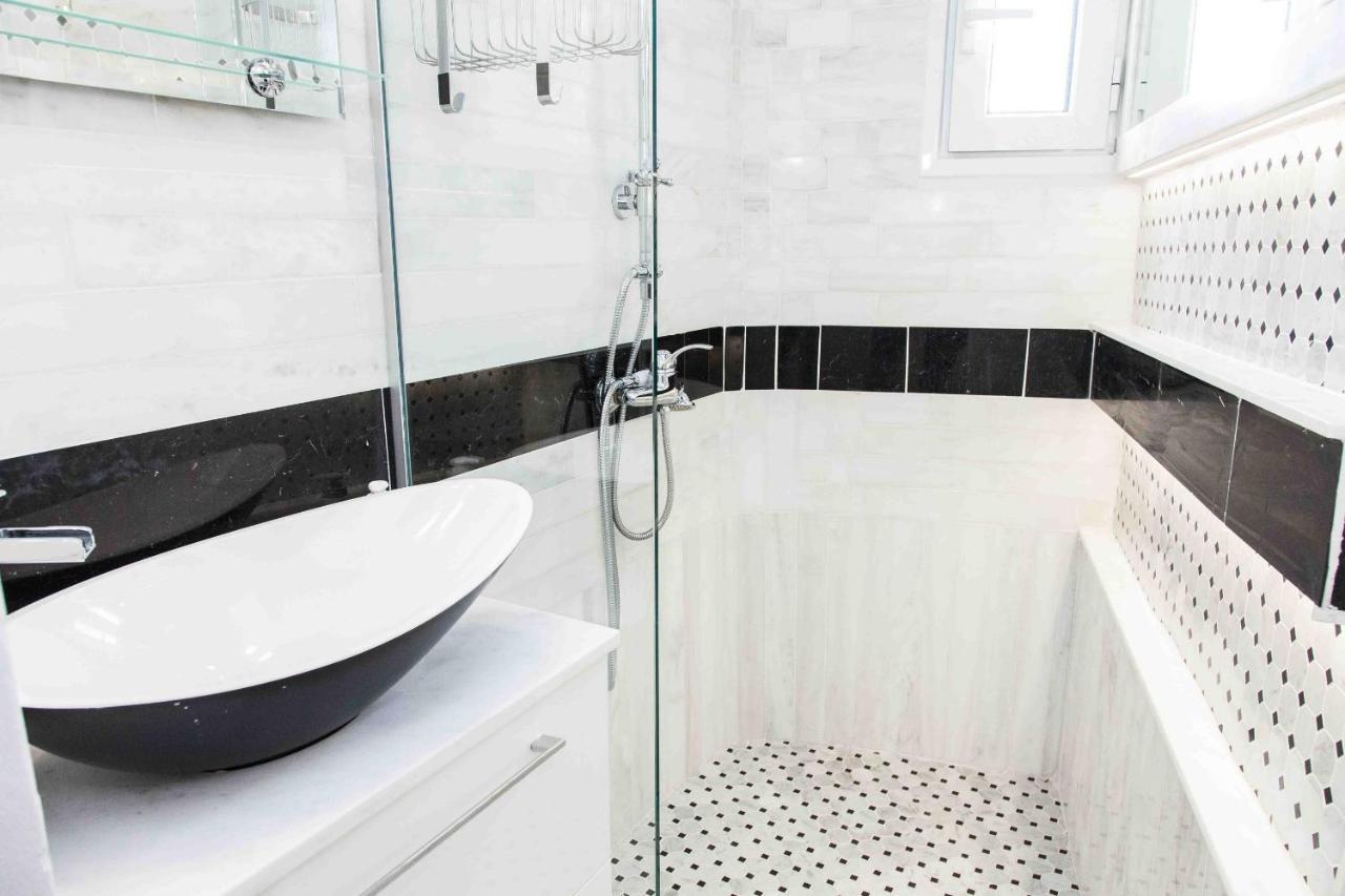 شقة أثينا  في Gorgeous Penthouse With Private Jacuzzi And Amazing View! المظهر الخارجي الصورة