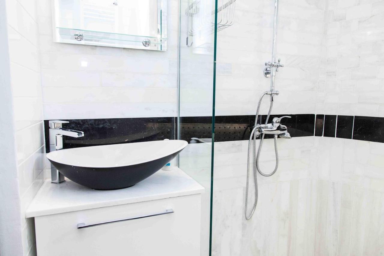شقة أثينا  في Gorgeous Penthouse With Private Jacuzzi And Amazing View! المظهر الخارجي الصورة